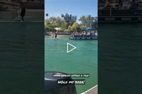 Towing a pontoon like #shorts #lakehavasu #pontoon #lake #paddleboard #river