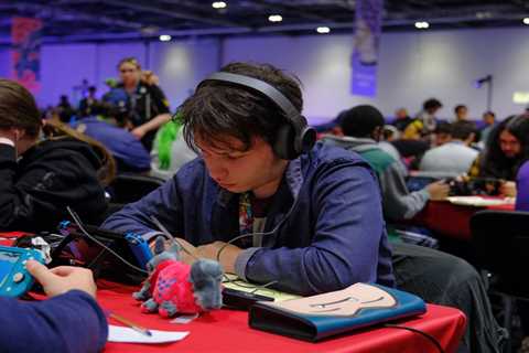 Young Pro Pokémon Players Win Big at European International Championships