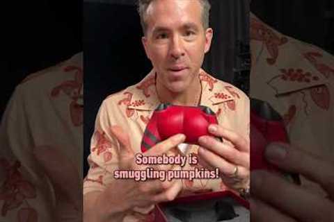 Ryan Reynolds & Hugh Jackman FEEL the Xbox cheeky controllers! #deadpool #wolverine #xbox..